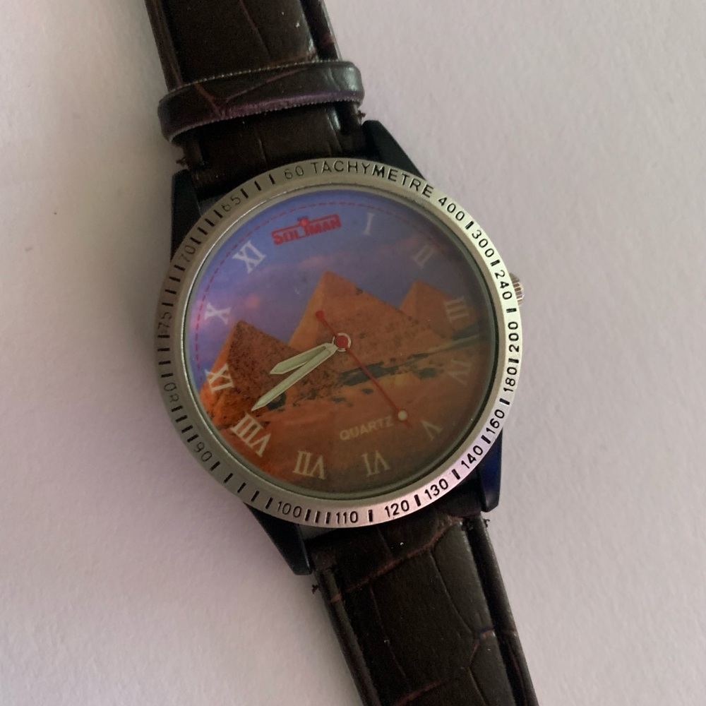 Watch - Picture 1 of 2